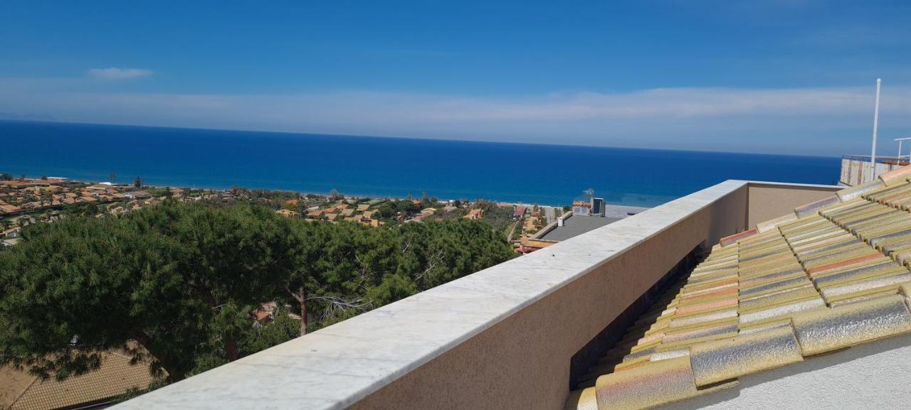 קמפופליצ'ה די רוצ'לה Belvedere Rent Rooms מראה חיצוני תמונה